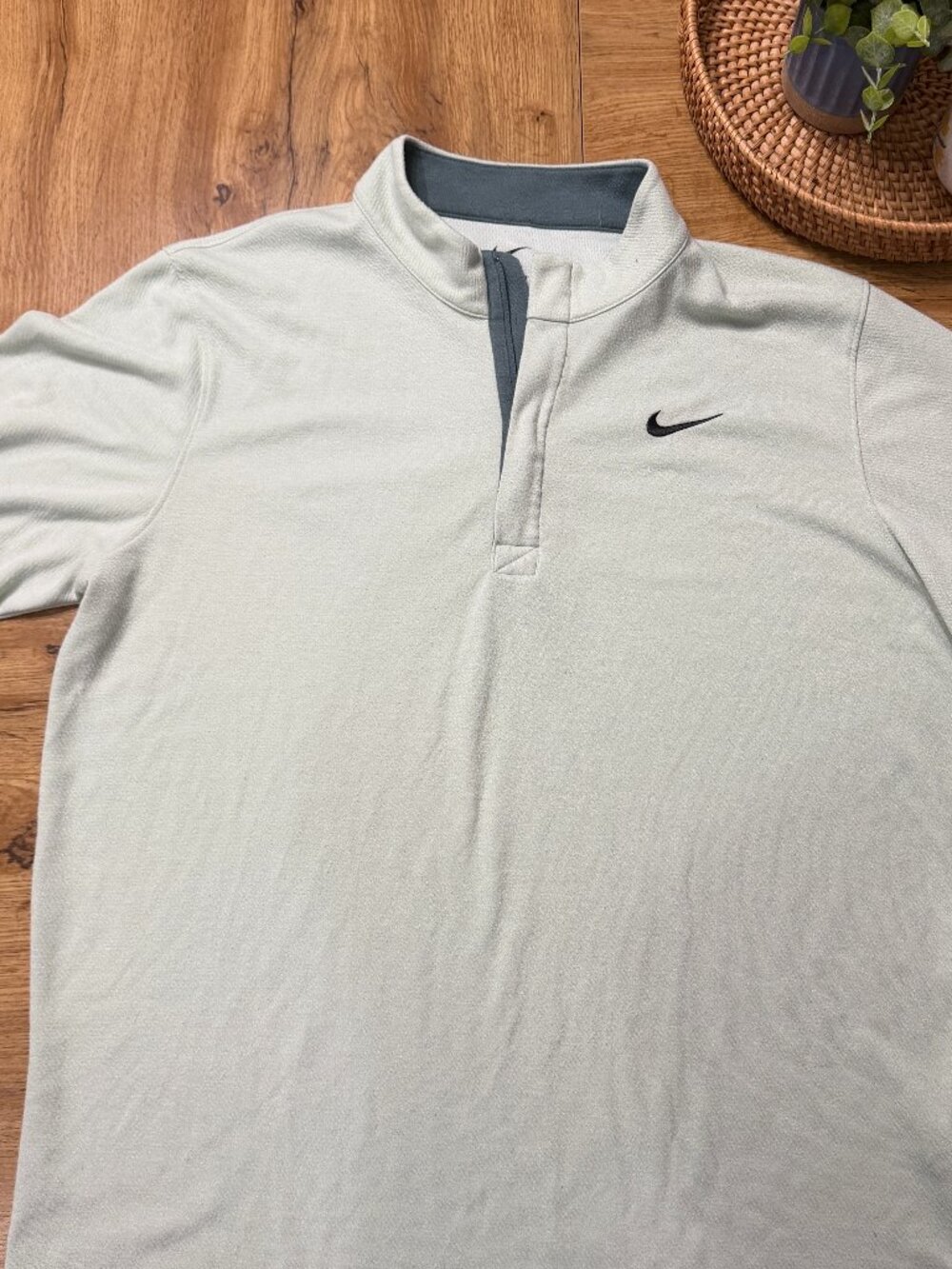 Nike Mens dri-fit quarter zip pullover